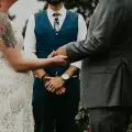 What Does a Wedding Officiant Do?
